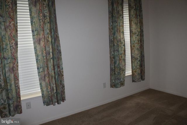 75 KYLE WAY, Ewing, NJ 08628