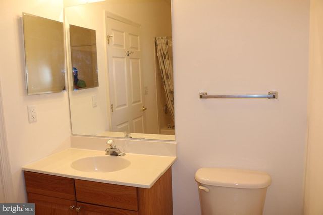 75 KYLE WAY, Ewing, NJ 08628