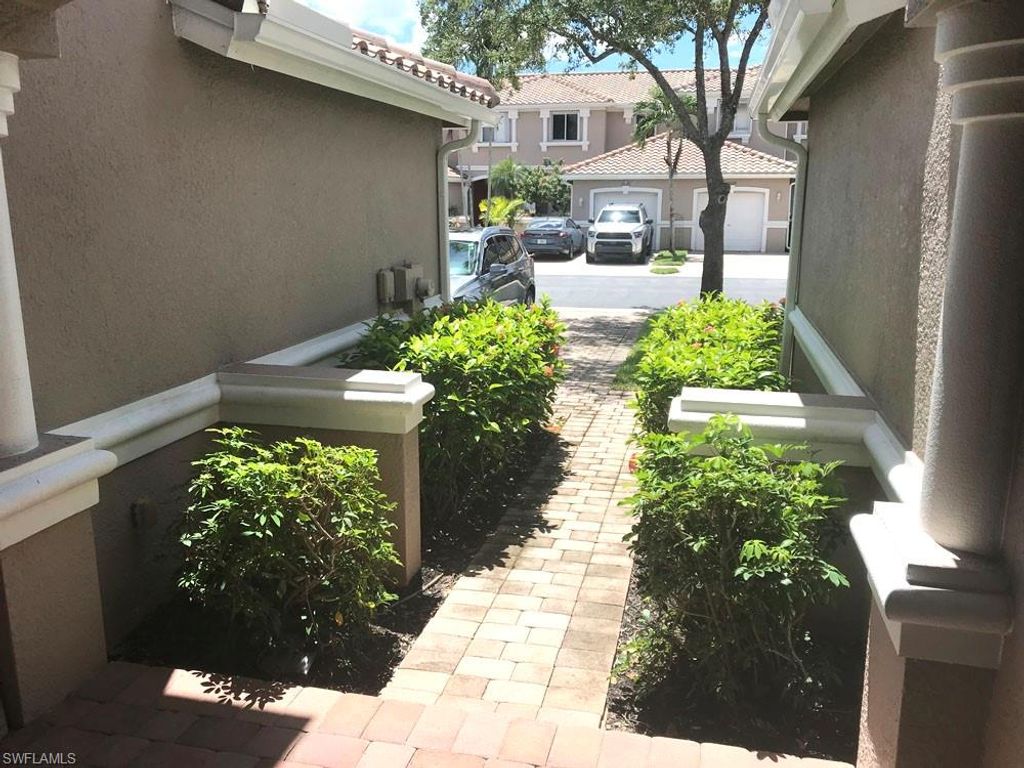 10025 Ravello BLVD, FORT MYERS, FL 33905 — photo 2
