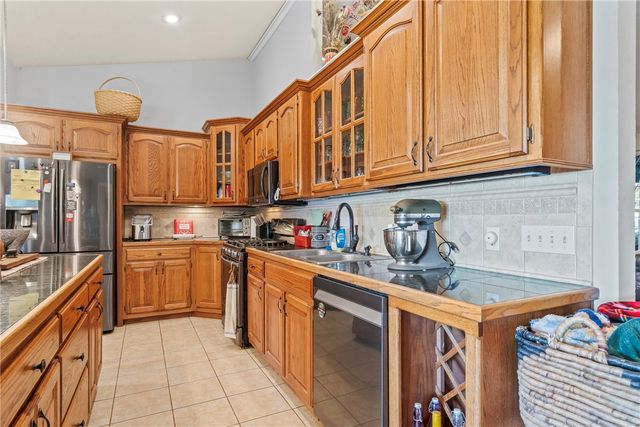 15495 Osage Hog Farm Road, Gentry, AR 72734