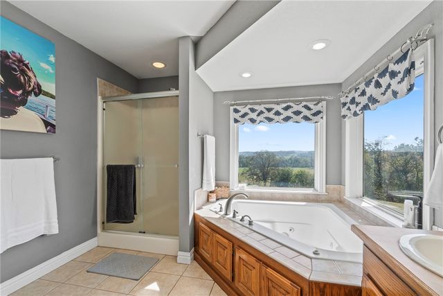 15495 Osage Hog Farm Road, Gentry, AR 72734