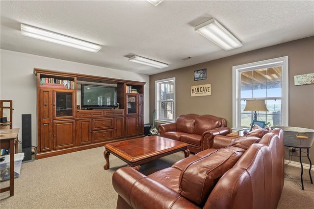 15495 Osage Hog Farm Road, Gentry, AR 72734