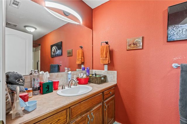 15495 Osage Hog Farm Road, Gentry, AR 72734