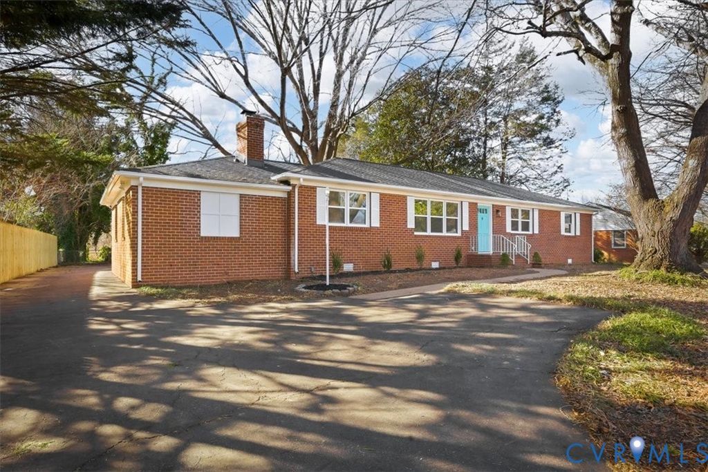 2030 Cadillac Trl, North Chesterfield, VA 23236