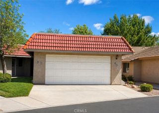27535 Lakeview Drive 40, Helendale, CA 92342