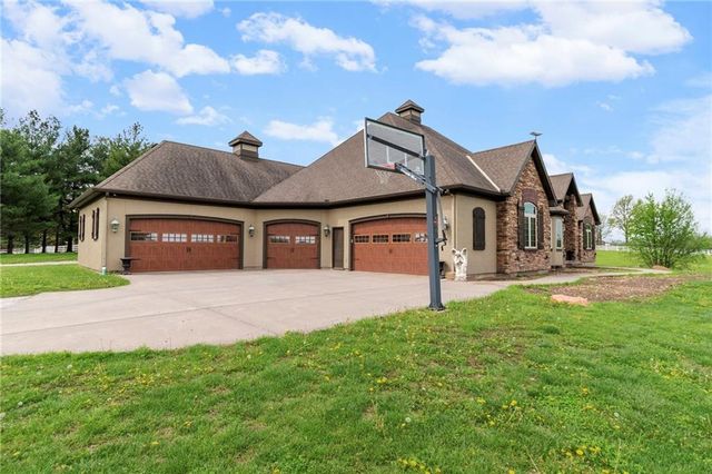 16108 Plattsburg Road, Kearney, MO 64060