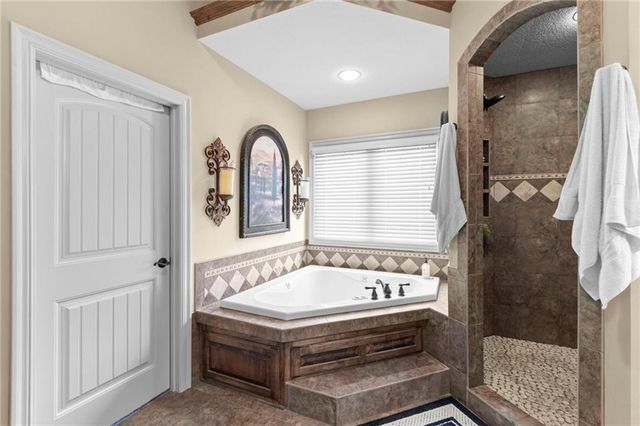 16108 Plattsburg Road, Kearney, MO 64060