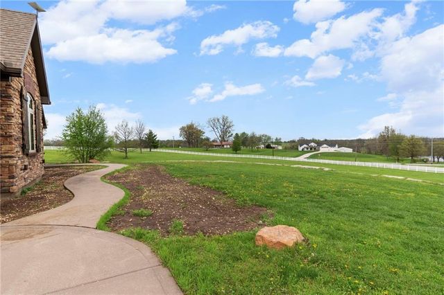 16108 Plattsburg Road, Kearney, MO 64060
