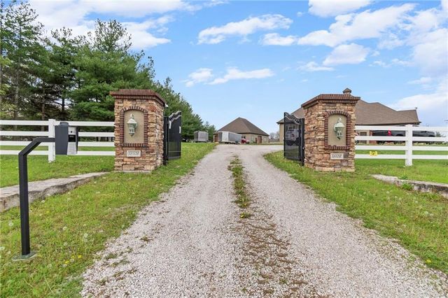 16108 Plattsburg Road, Kearney, MO 64060