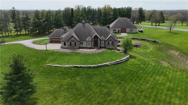 16108 Plattsburg Road, Kearney, MO 64060