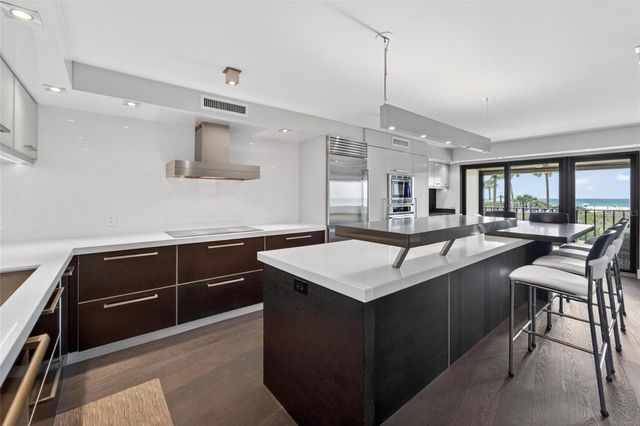 4450 GULF BOULEVARD 113, St Pete Beach, FL 33706