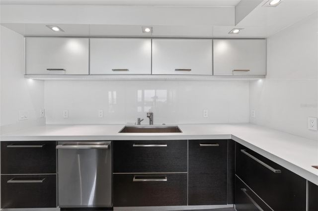 4450 GULF BOULEVARD 113, St Pete Beach, FL 33706