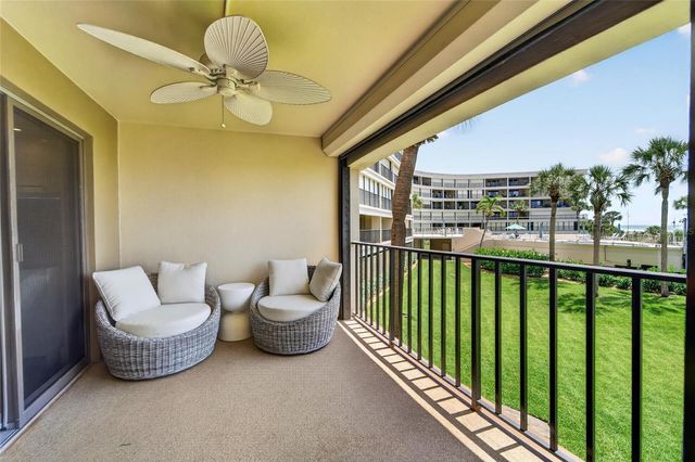 4450 GULF BOULEVARD 113, St Pete Beach, FL 33706