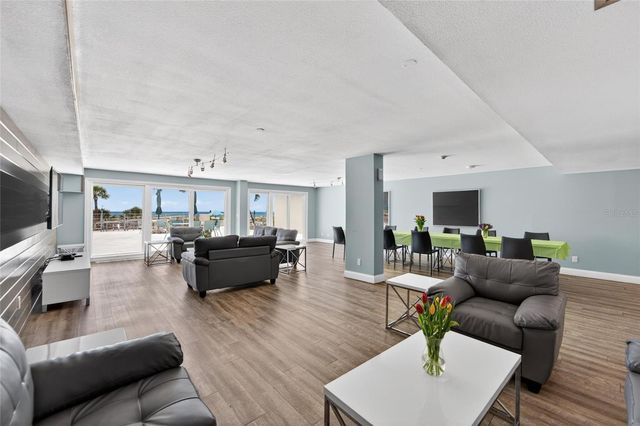 4450 GULF BOULEVARD 113, St Pete Beach, FL 33706