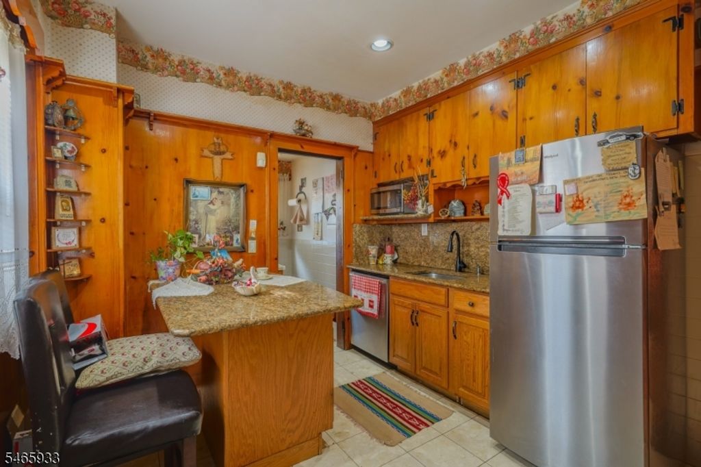 925 Summit Street, Linden City, NJ 07036 — photo 4
