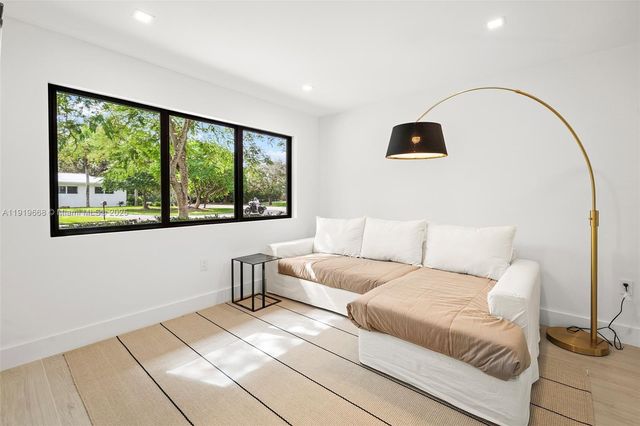 7291 SW 129th St, Pinecrest, FL 33156