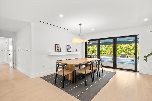 7291 SW 129th St, Pinecrest, FL 33156