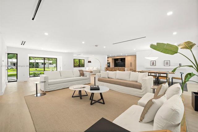 7291 SW 129th St, Pinecrest, FL 33156