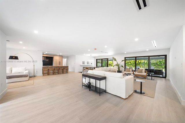 7291 SW 129th St, Pinecrest, FL 33156