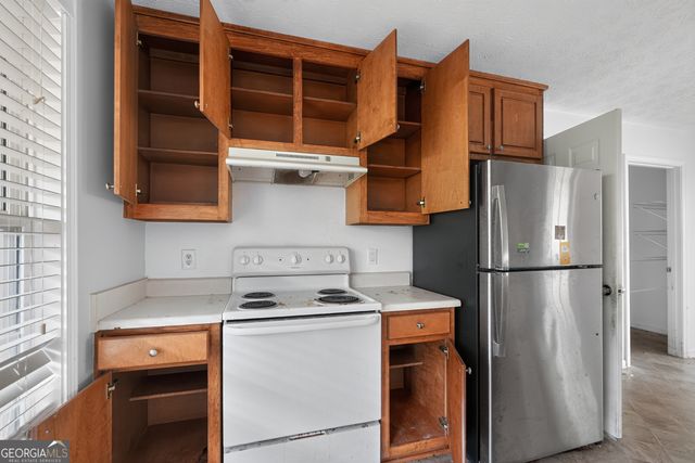 25 Halley Court, Covington, GA 30016