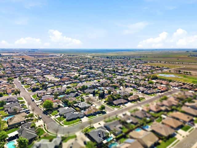 1332 Lincoln Lane, Lemoore, CA 93245