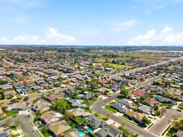 1332 Lincoln Lane, Lemoore, CA 93245