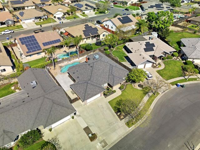 1332 Lincoln Lane, Lemoore, CA 93245