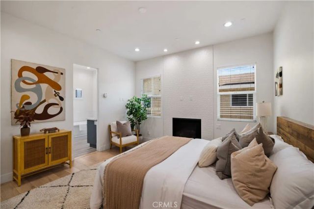 2410 Grant Avenue A, Redondo Beach, CA 90278