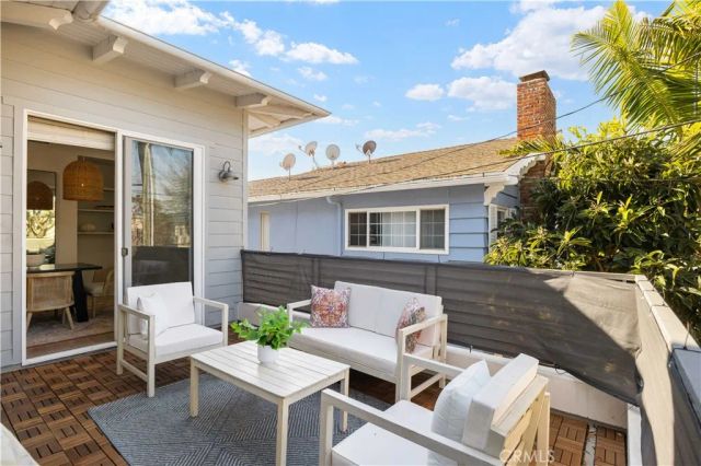 2410 Grant Avenue A, Redondo Beach, CA 90278