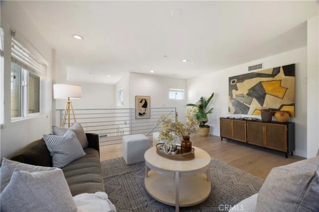 2410 Grant Avenue A, Redondo Beach, CA 90278