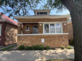 8827 S Halsted Street, Chicago, IL 60620