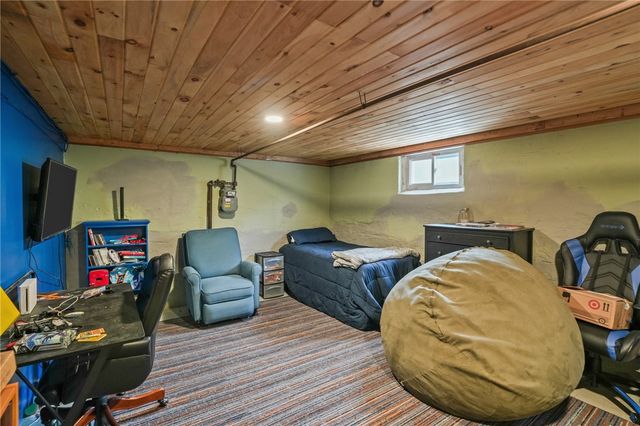 63 Taft Street, Cranston, RI 02905