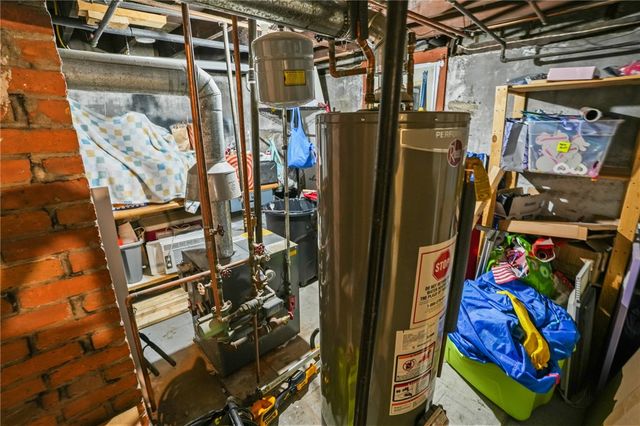 63 Taft Street, Cranston, RI 02905