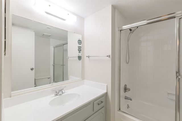 14911 Wunderlich Drive 2302, Houston, TX 77069