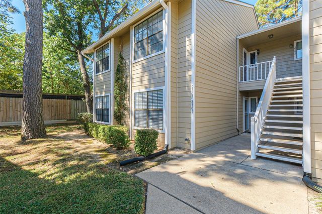 14911 Wunderlich Drive 2302, Houston, TX 77069