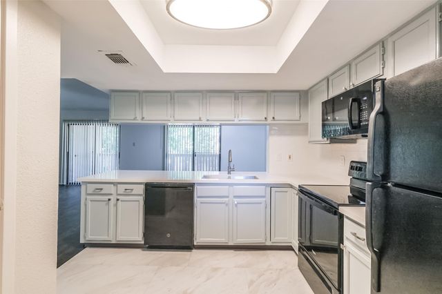 14911 Wunderlich Drive 2302, Houston, TX 77069