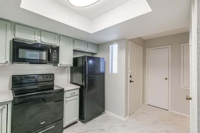 14911 Wunderlich Drive 2302, Houston, TX 77069