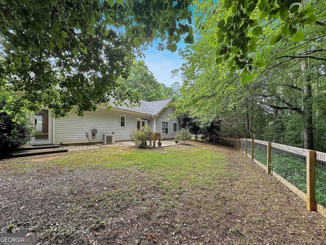 77 Paces Landing Way, Newnan, GA 30263