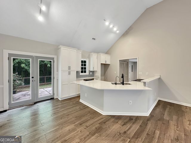 77 Paces Landing Way, Newnan, GA 30263