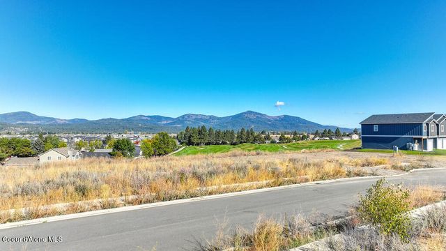 3594 N Blaze Loop, Post Falls, ID 83854