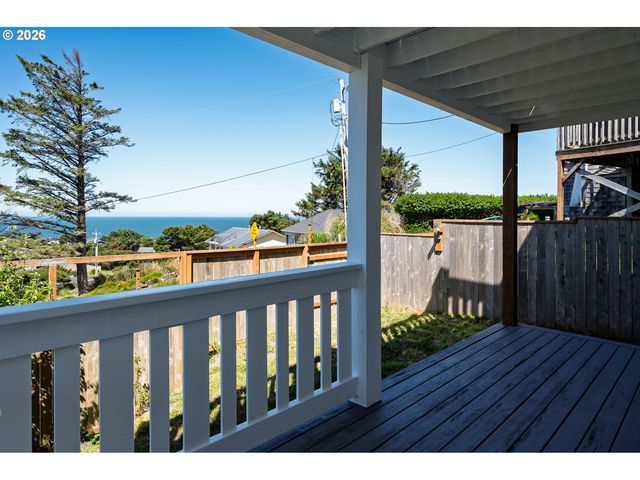 5310 Ne NEPTUNE Ln, Lincoln City, OR 97367