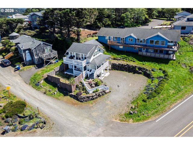 5310 Ne NEPTUNE Ln, Lincoln City, OR 97367