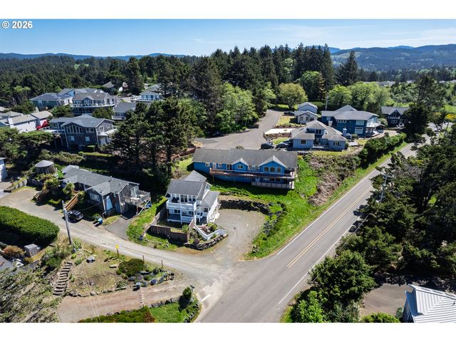 5310 Ne NEPTUNE Ln, Lincoln City, OR 97367