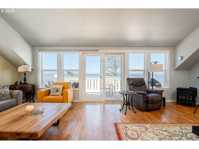 5310 Ne NEPTUNE Ln, Lincoln City, OR 97367