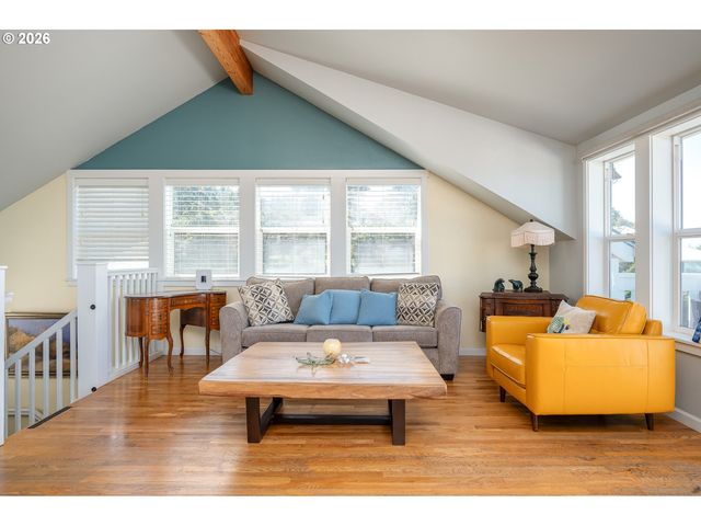 5310 Ne NEPTUNE Ln, Lincoln City, OR 97367
