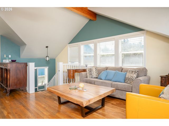 5310 Ne NEPTUNE Ln, Lincoln City, OR 97367