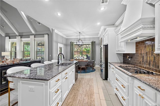 1507 NW Hermanus Street, Bentonville, AR 72712