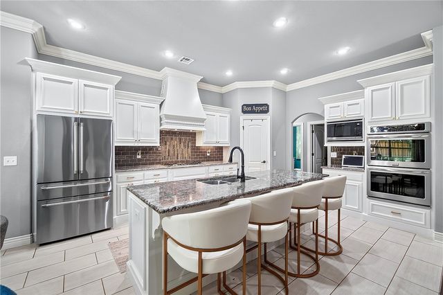 1507 NW Hermanus Street, Bentonville, AR 72712