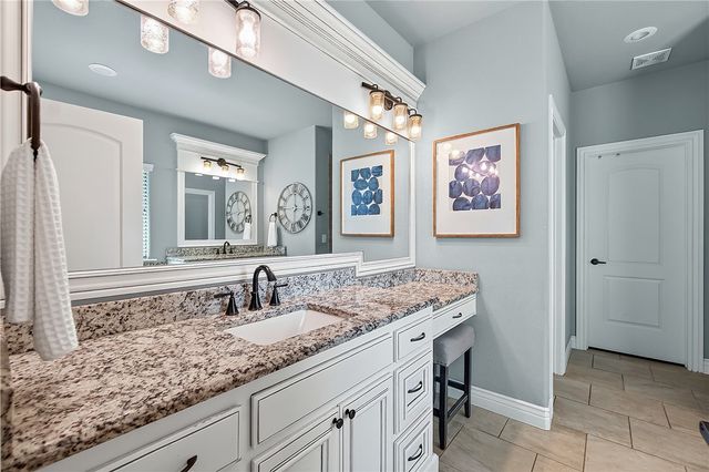 1507 NW Hermanus Street, Bentonville, AR 72712