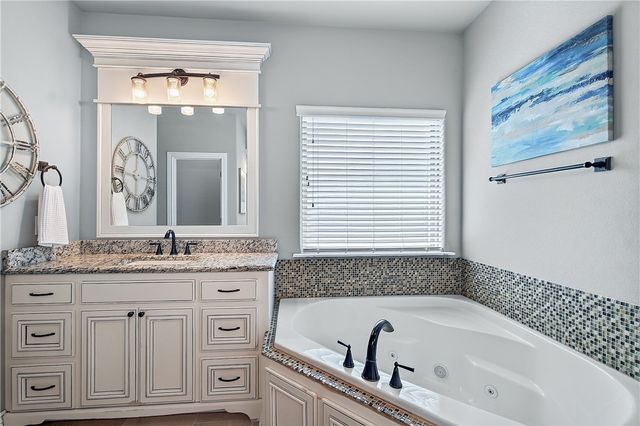 1507 NW Hermanus Street, Bentonville, AR 72712